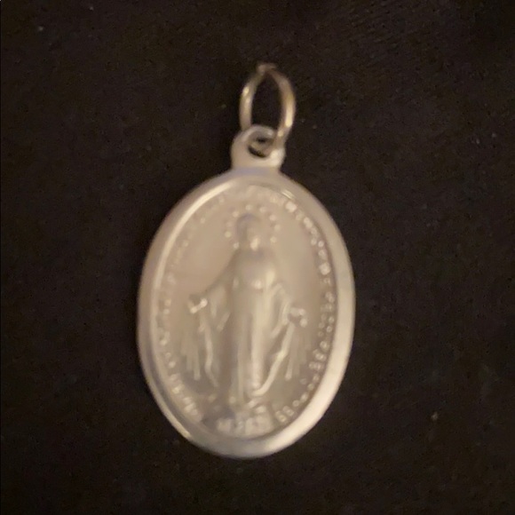 Religious charm - Picture 2 of 3